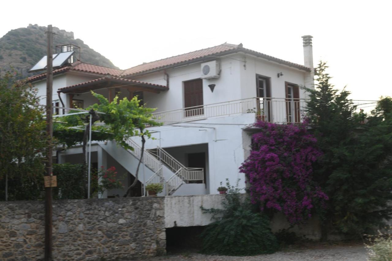 Art Flowers And Culture Mystras Extérieur photo